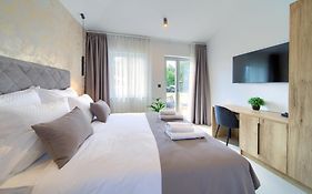 Portella Rooms