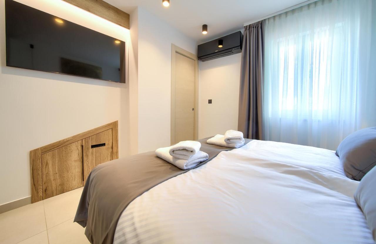Portella Rooms Krk Town Buitenkant foto