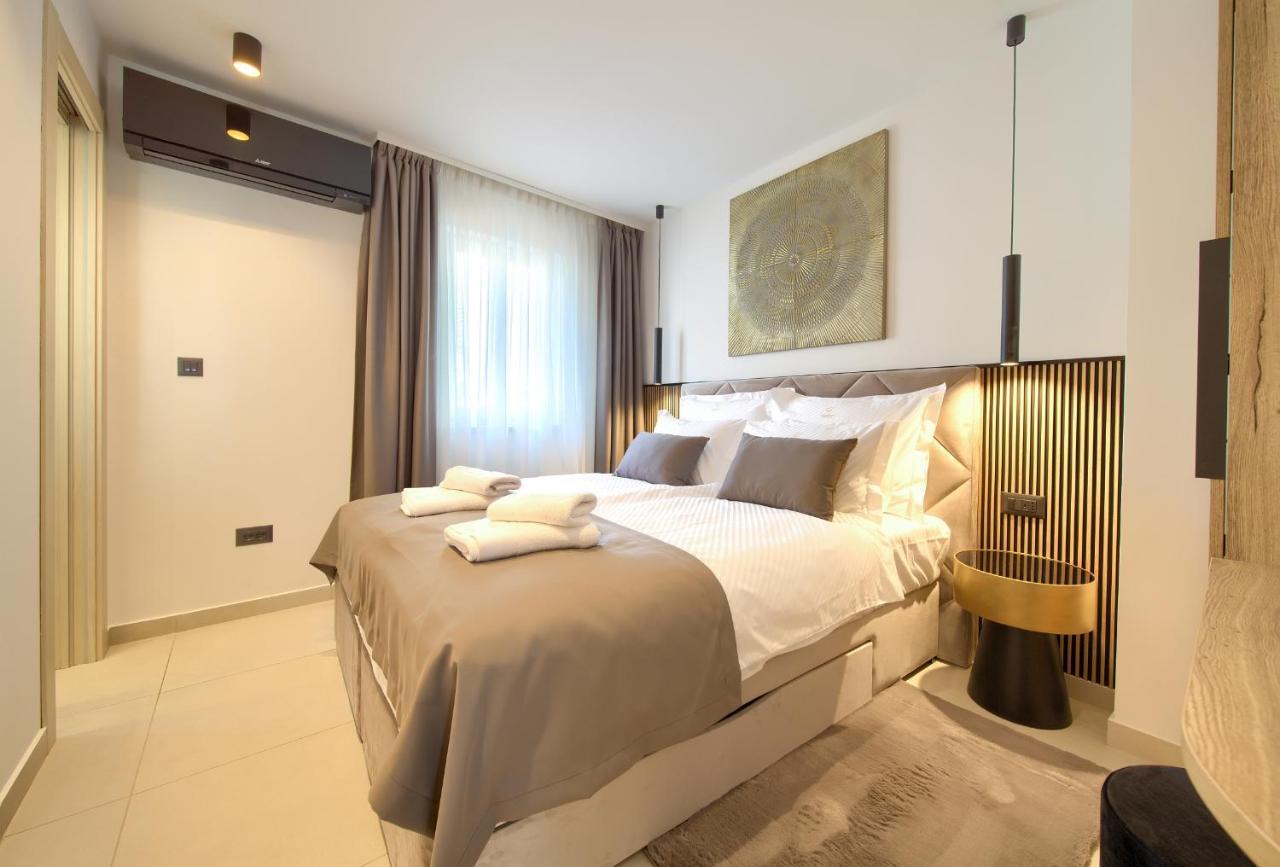 Portella Rooms Krk Town Buitenkant foto